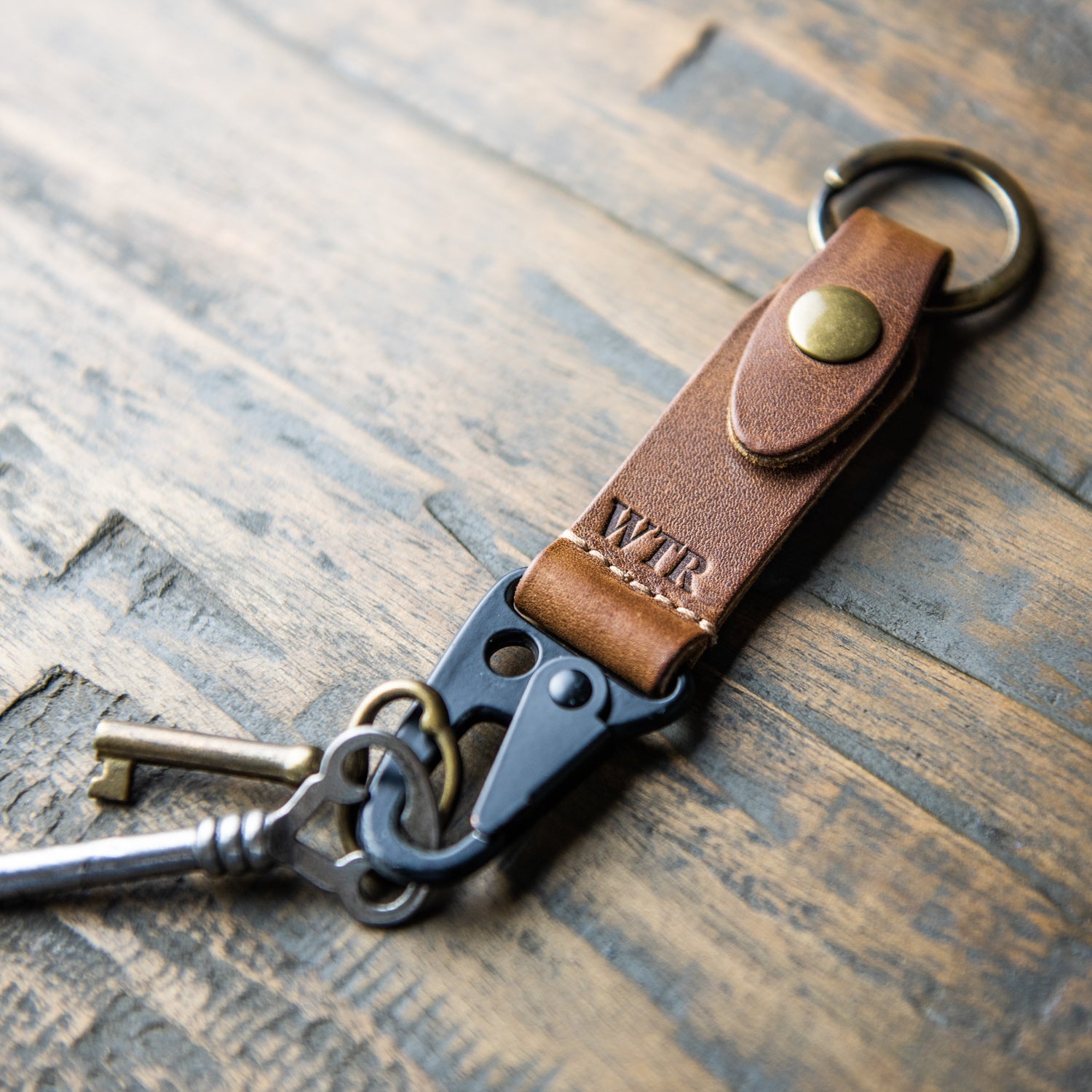 Henry Keychain Holtz Leather - TimelessCraftedShop